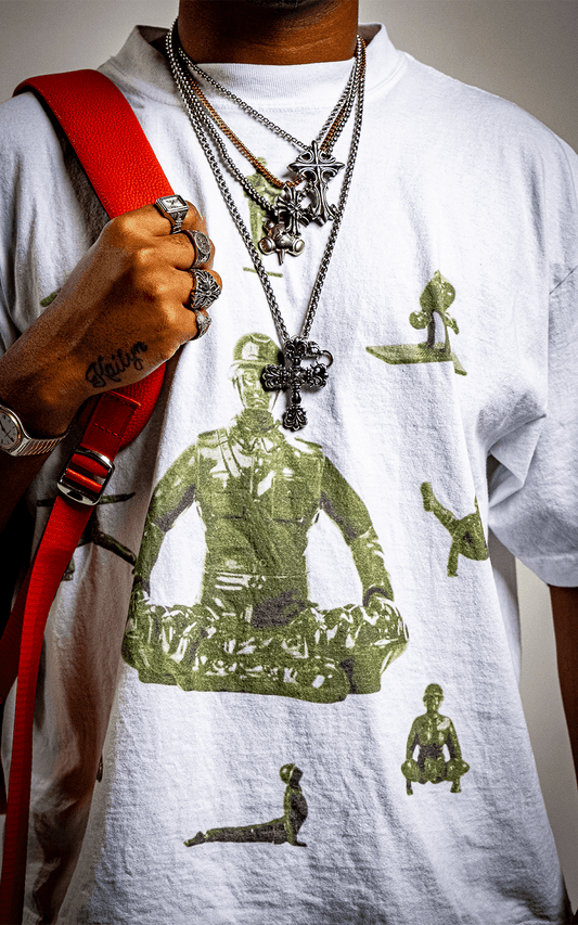 Yoga soilder - Sideshow